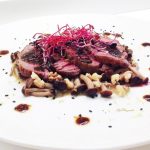 Filetto di manzo, aglio nero, salsa alle noci